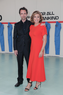 Sonya Walger feet photo thumbnail