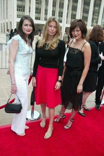 Sonya Walger feet photo thumbnail