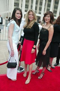 Sonya Walger feet photo thumbnail