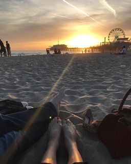 Sonya Walger feet photo thumbnail