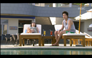 Soo Ae feet photo 9