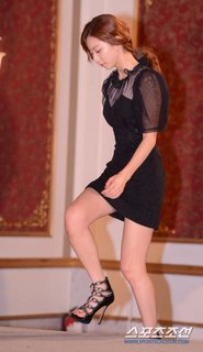 Soo-Jin Park feet photo 16