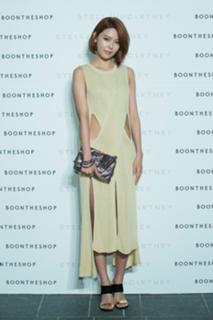 Sooyoung Choi feet photo thumbnail