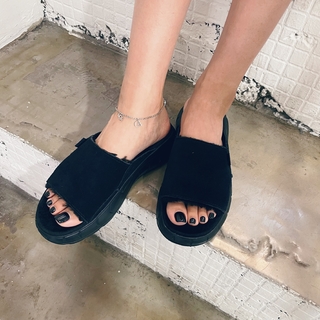 Sooyoung Choi feet photo thumbnail
