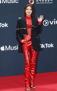 Sooyoung Choi feet photo thumbnail