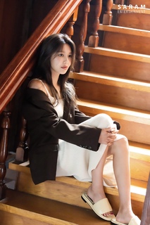 Sooyoung Choi feet photo thumbnail