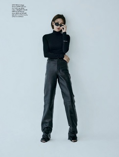 Sooyoung Choi feet photo thumbnail