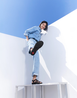 Sooyoung Choi feet photo thumbnail