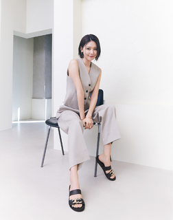 Sooyoung Choi feet photo thumbnail