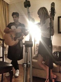 Sophia Abrahão feet photo thumbnail