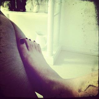 Sophia Abrahão feet photo thumbnail