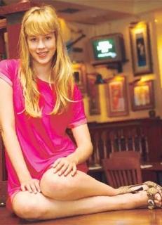 Sophia Abrahão feet photo thumbnail