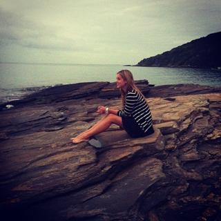 Sophia Abrahão feet photo thumbnail