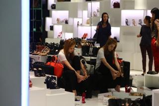 Sophia Abrahão feet photo thumbnail