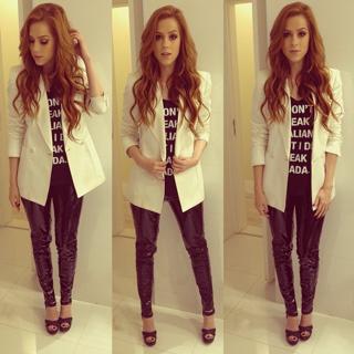 Sophia Abrahão feet photo thumbnail