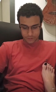 Sophia Abrahão feet photo thumbnail