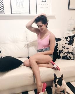Sophia Abrahão feet photo thumbnail