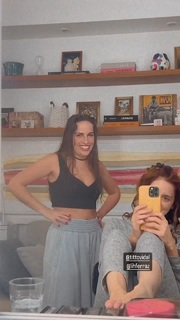 Sophia Abrahão feet photo thumbnail