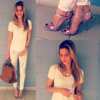 Sophia Abrahão feet photo thumbnail