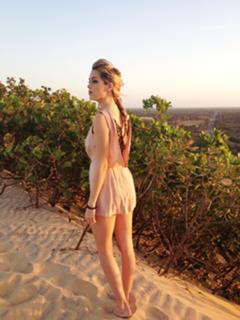 Sophia Abrahão feet photo thumbnail