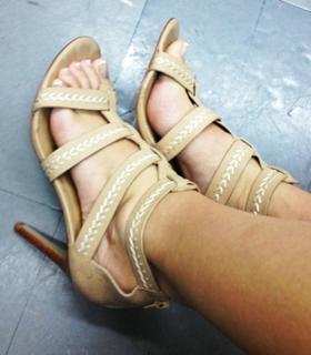 Sophia Abrahão feet photo thumbnail