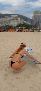 Sophia Abrahão feet photo 8