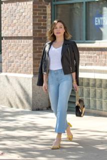 Sophia Bush feet photo thumbnail