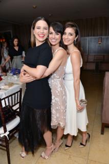 Sophia Bush feet photo thumbnail