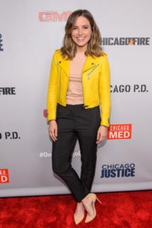 Sophia Bush feet photo thumbnail