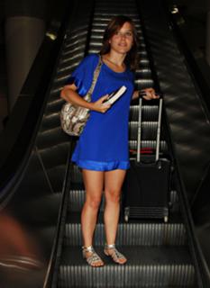 Sophia Bush feet photo thumbnail