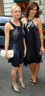 Sophia Bush feet photo thumbnail
