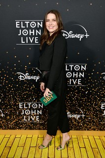 Sophia Bush feet photo thumbnail