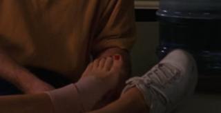 Sophia Bush feet photo thumbnail