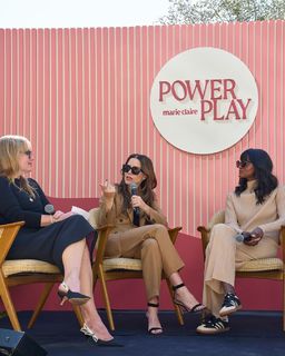 Sophia Bush feet photo thumbnail