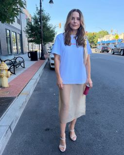 Sophia Bush feet photo 3