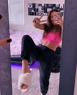 Sophia Campana feet photo 3
