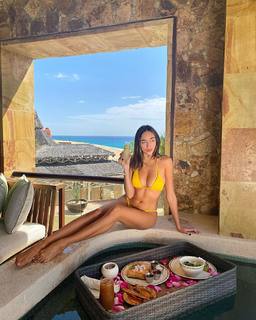Sophia Culpo feet photo 14