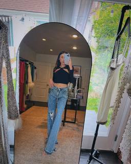 Sophia Culpo feet photo 1