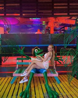 Sophia Diamond feet photo 12