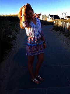 Sophia Flörsch feet photo thumbnail
