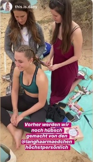 Sophia Flörsch feet photo thumbnail