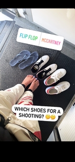 Sophia Flörsch feet photo thumbnail