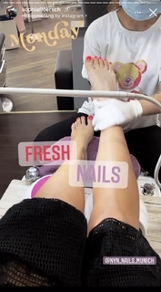 Sophia Flörsch feet photo thumbnail