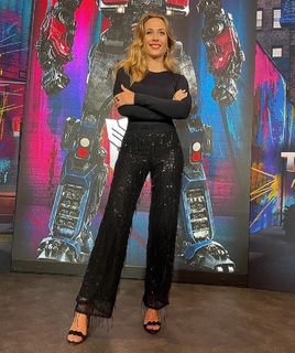Sophia Flörsch feet photo thumbnail