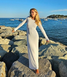 Sophia Flörsch feet photo thumbnail