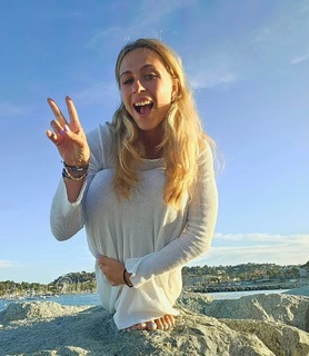Sophia Flörsch feet photo thumbnail