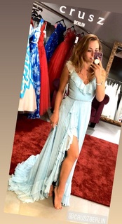 Sophia Flörsch feet photo thumbnail