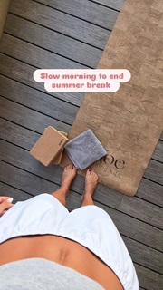 Sophia Flörsch feet photo thumbnail