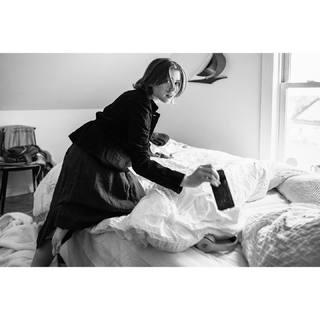 Sophia Lillis feet photo thumbnail