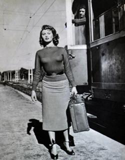 Sophia Loren feet photo thumbnail